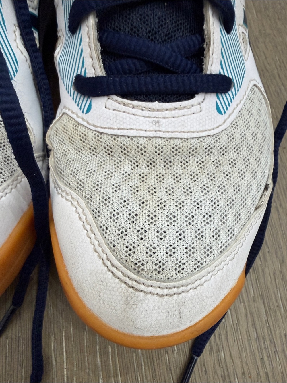 Asics 'UPCOURT" 5GS (Grade
School) - Picture 4 of 8